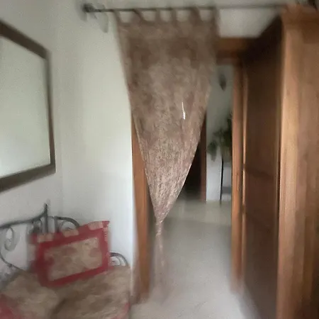 Domcek S Krasnou Zahradou A Bazenom Feriehus Rovinka